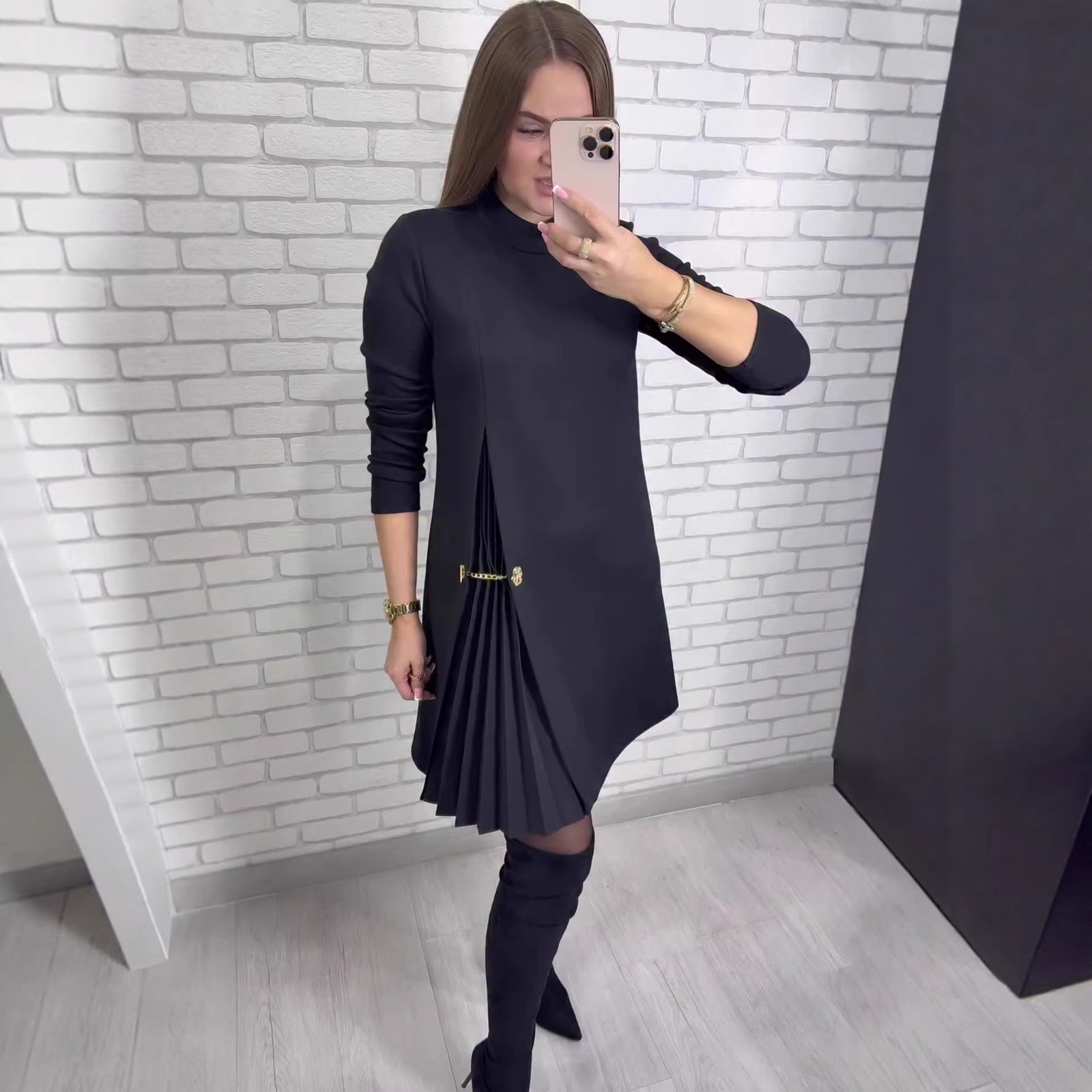 Short-sleeve Solid-color Chic Cropped Dress - Image 4