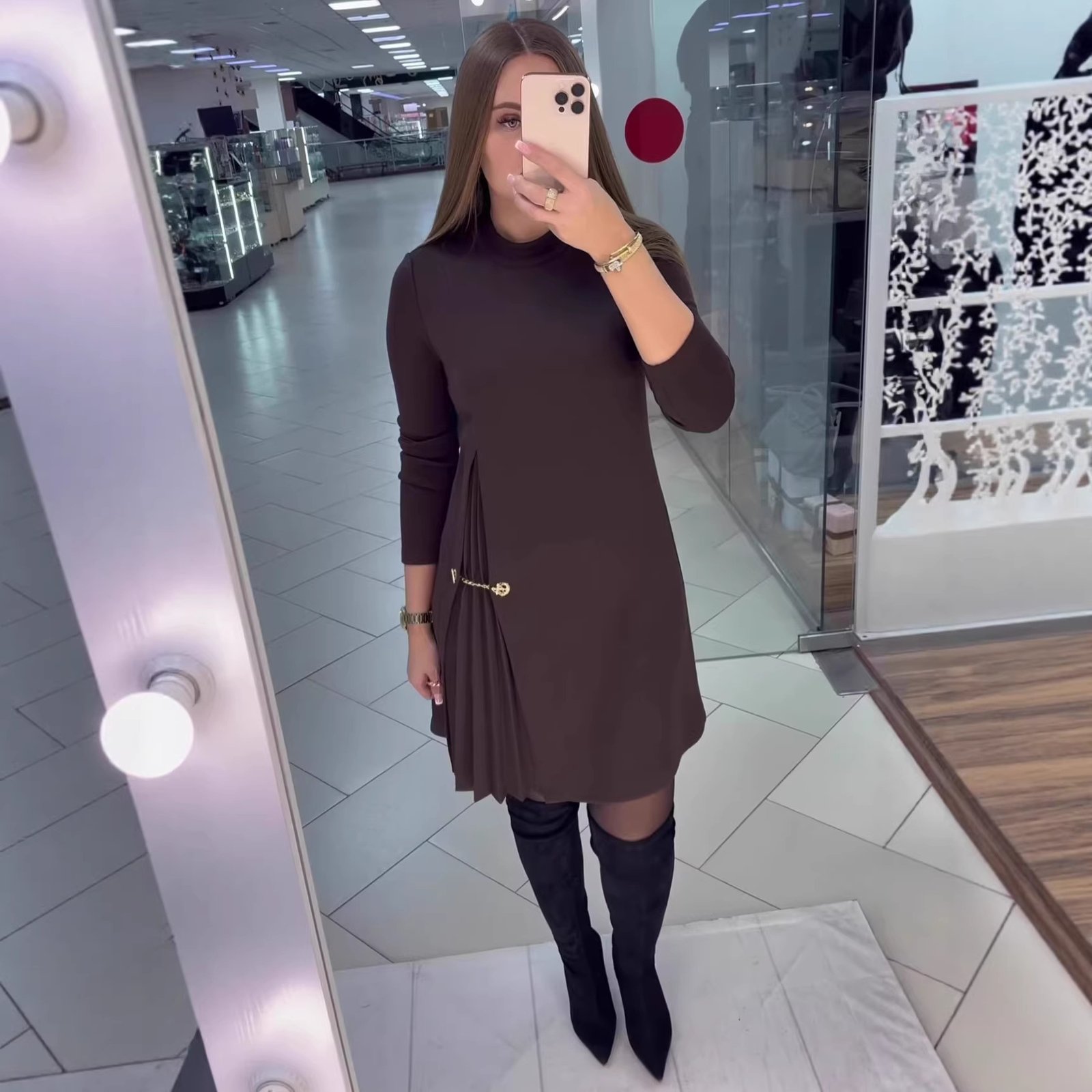 Short-sleeve Solid-color Chic Cropped Dress - Image 3